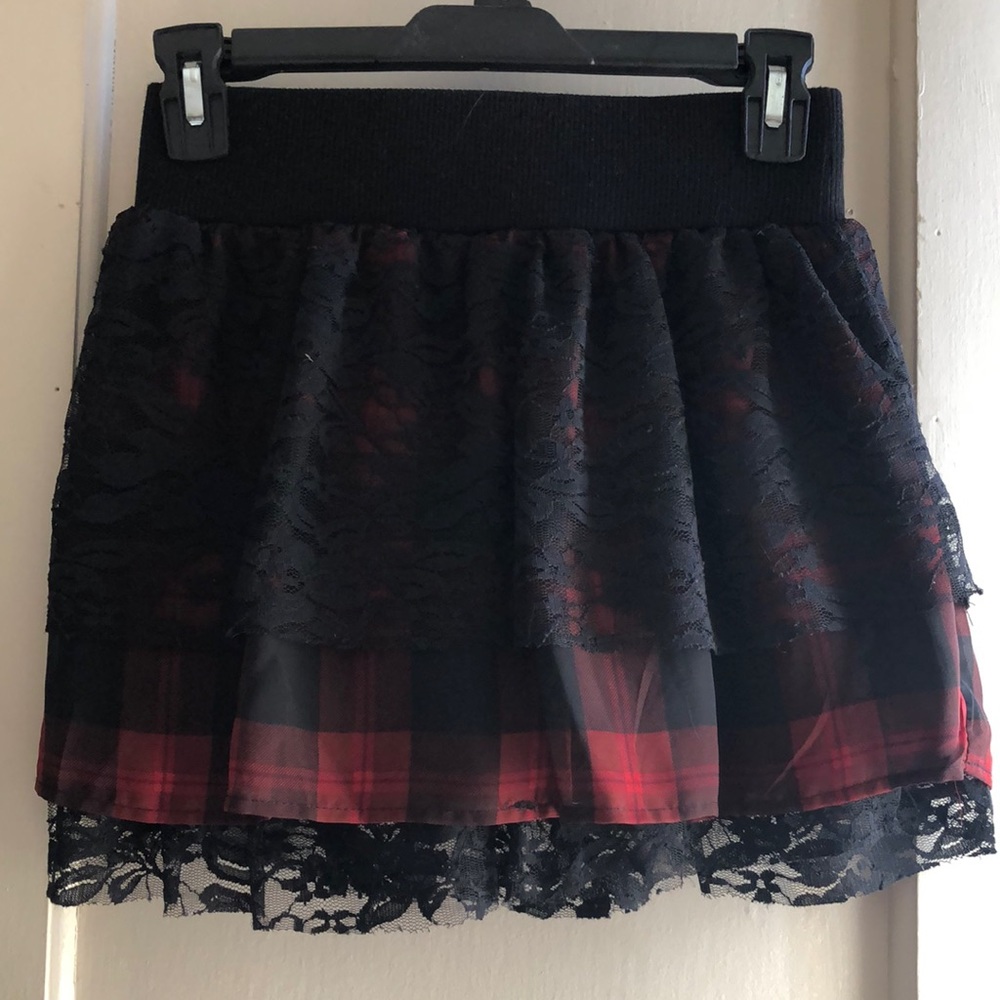 Dream Out Loud plaid and lace skirt, sz sm